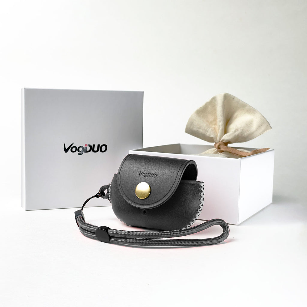 The gift-ready box of the Beats Studio Buds+ leather case